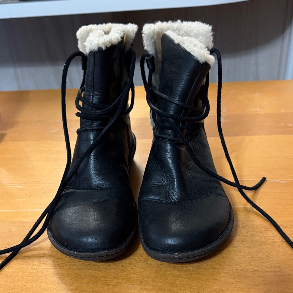 UGG Black Lace Up Boots with Cream Lining